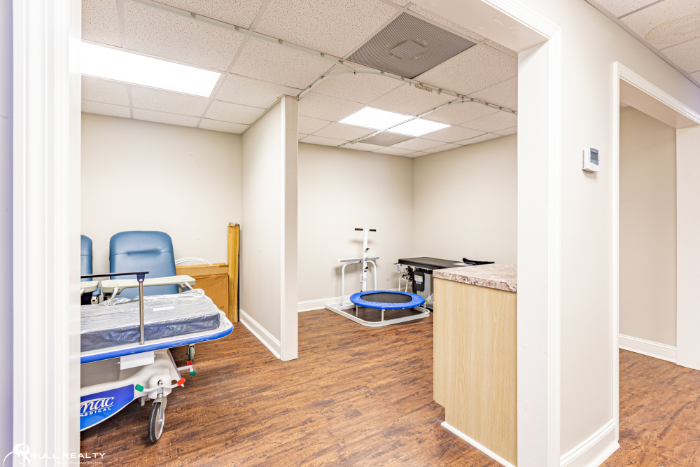 Medical Office Building Adjacent to Southern Regional Medical Center