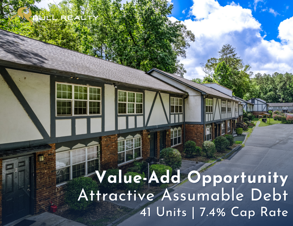Value-Add Opportunity with Attractive Assumable Debt | 41 Units | 7.4% Cap Rate