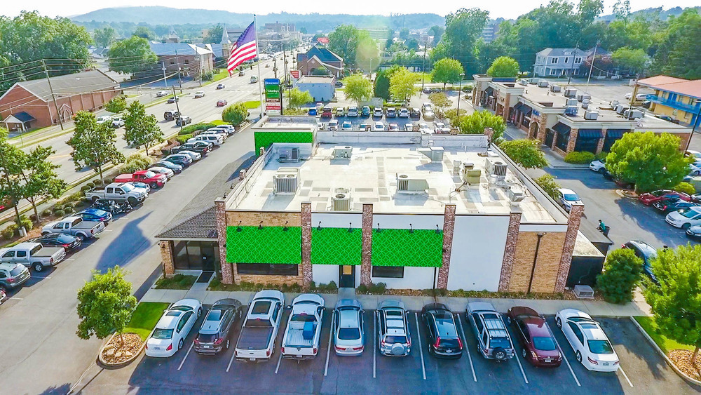 5Tenant Retail Center Rome, GA 3,700,000 (8.2 Cap Rate)